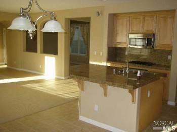 1519 Landmark Dr, Vallejo, CA 94591 photo 4