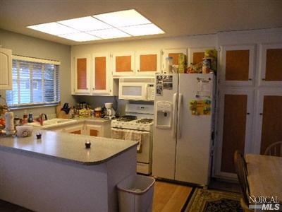 2439 Thames Ct, Fairfield, CA 94533 photo 2