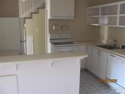 165 Oddstad Dr #53, Vallejo, CA 94589 photo 2