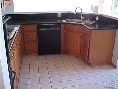 65 Ramsgate Way, Vallejo, CA 94591 photo 2