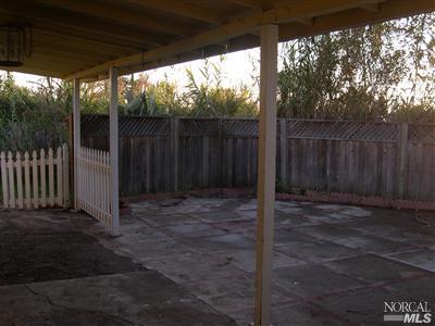 250 Bluebird Dr, Windsor, CA 95492 photo 3