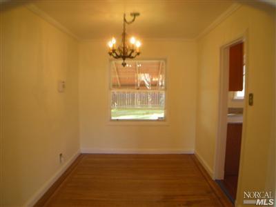 542 Cedar St, Vallejo, CA 94591 photo 3