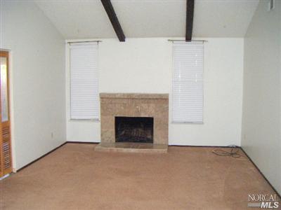 380 Foresthill Dr, Vallejo, CA 94589 photo 3