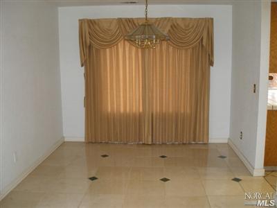 448 Limerick Rd, Pinole, CA 94564 photo 4