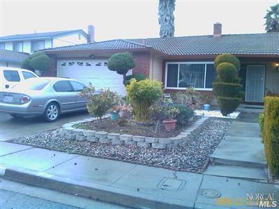 375 Regents Park Dr, Vallejo, CA 94591 photo 2