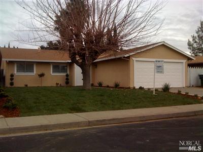 536 Gregory Dr, Vacaville, CA 95687 photo 2