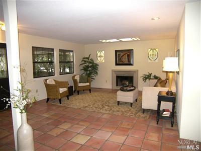 880 Oak Ln, Sonoma, CA 95476 photo 3