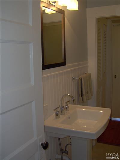 326 Kentucky St, Vallejo, CA 94590 photo 3