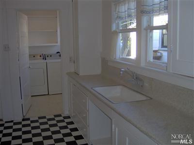 326 Kentucky St, Vallejo, CA 94590 photo 4