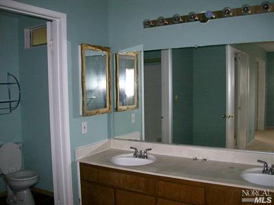 196 Iris Ct, Vallejo, CA 94591 photo 7