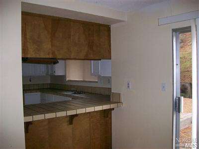 196 Iris Ct, Vallejo, CA 94591 photo 6