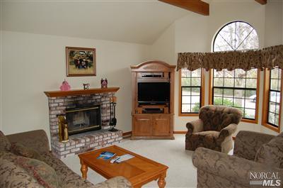 137 Veronda Ave, Cotati, CA 94931 photo 3