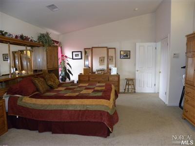 6845 Sunriver Ln, Vallejo, CA 94591 photo 17