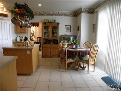 6845 Sunriver Ln, Vallejo, CA 94591 photo 8