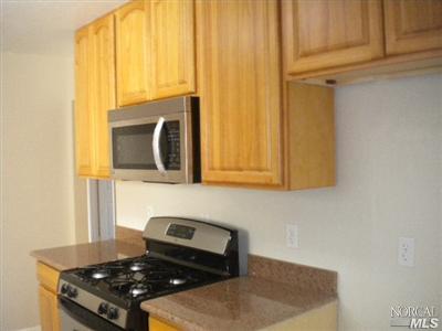 809 Stella St, Vallejo, CA 94589 photo 3