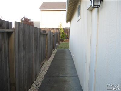 106 Primrose Ln, Cloverdale, CA 95425 photo 15