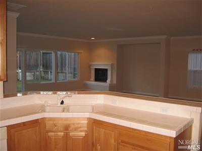 106 Primrose Ln, Cloverdale, CA 95425 photo 4