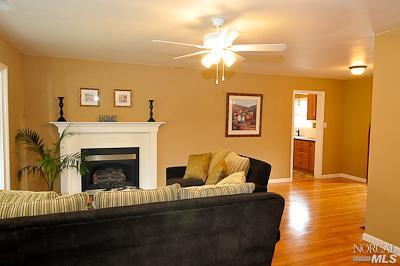 913 Edwards Cir, Vallejo, CA 94591 photo 2