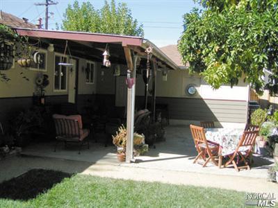 138 Brookside Dr, Cloverdale, CA 95425 photo 2