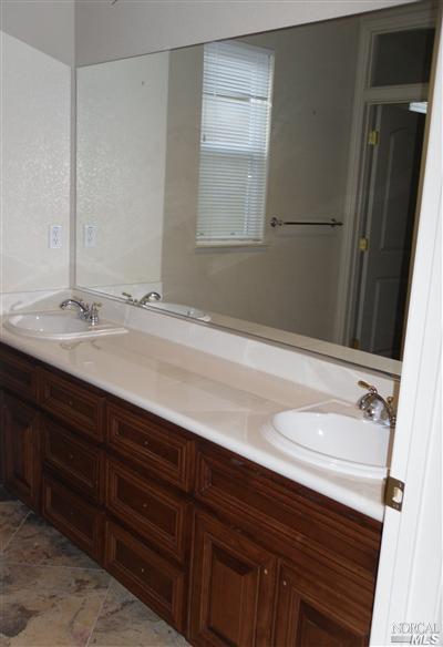9027 Cambridge Cir, Vallejo, CA 94591 photo 13