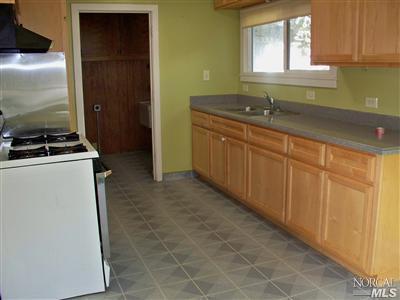 70 Walden Ave, Geyserville, CA 95441 photo 3