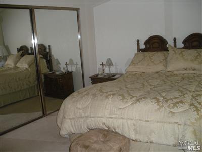654 Britannia Dr, Vallejo, CA 94591 photo 8