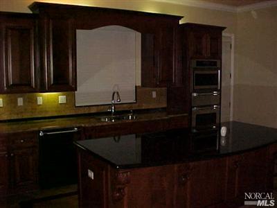9280 Hallmark Pl, Vallejo, CA 94591 photo 2