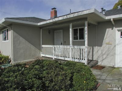 1124 Donner Pass Rd, Vallejo, CA 94589 photo 2