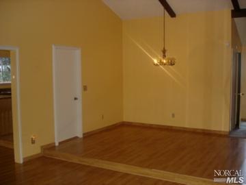 633 Auburn Dr, Vallejo, CA 94589 photo 6