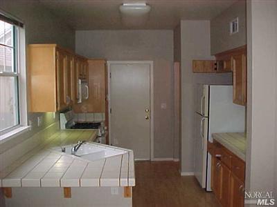 52 Marina Ridge Ct, Vallejo, CA 94591 photo 2
