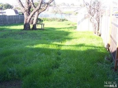 1005 Pine St, Vallejo, CA 94590 photo 9