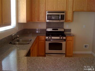 1244 Halsey St, Vallejo, CA 94590 photo 4