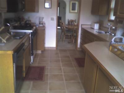 219 Delaware St, Vallejo, CA 94590 photo 3