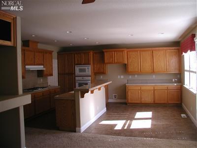 8472 Trione Cir, Windsor, CA 95492 photo 3