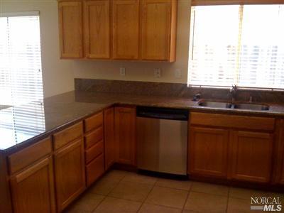 2120 Moore Dr, Dixon, CA 95620 photo 3