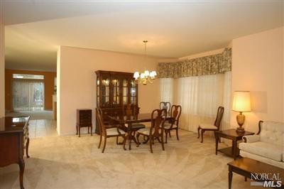 9759 Dawn Way, Windsor, CA 95492 photo 5