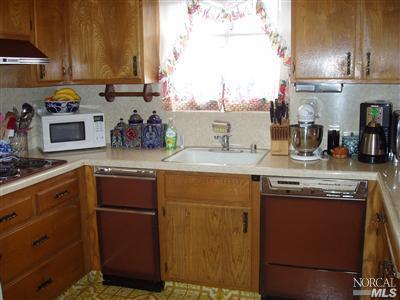 Undisclosed, Alameda, CA 94501 photo 4