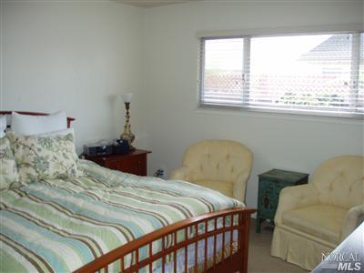 Undisclosed, Alameda, CA 94501 photo 9