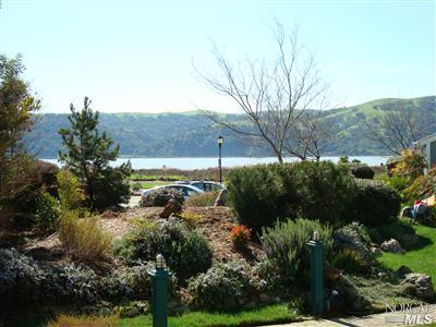 231 E 2nd St, Benicia, CA 94510 photo 2