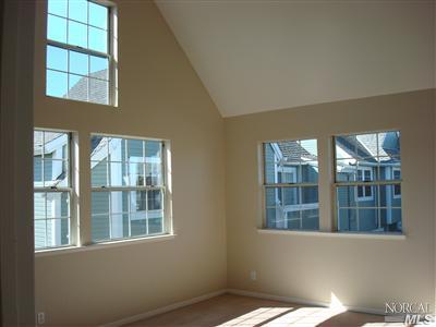 231 E 2nd St, Benicia, CA 94510 photo 10
