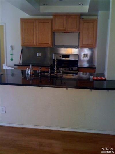 1057 Mockingbird Ct, Fairfield, CA 94533 photo 2