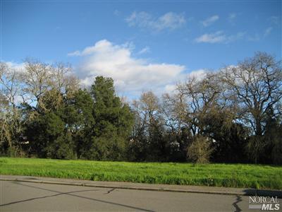 6145 Gabrielle Dr, Windsor, CA 95492 photo 2