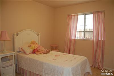 8878 Lebec Ln, Cotati, CA 94931 photo 6