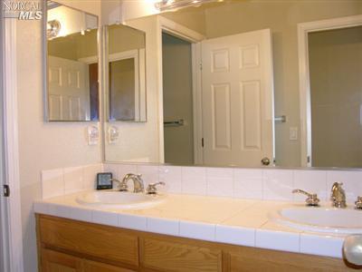 1249 Pedroncelli Dr, Windsor, CA 95492 photo 7