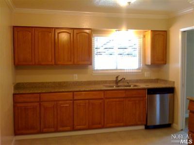 1378 James St, Fairfield, CA 94533 photo 4