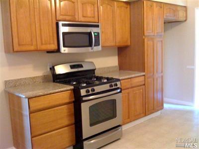 1378 James St, Fairfield, CA 94533 photo 2