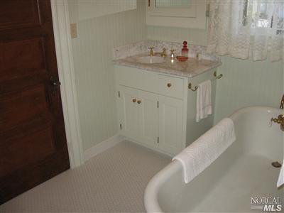 900 B St, Petaluma, CA 94952 photo 18