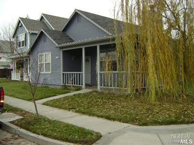 313 Creekside Dr, Winters, CA 95694 photo 1