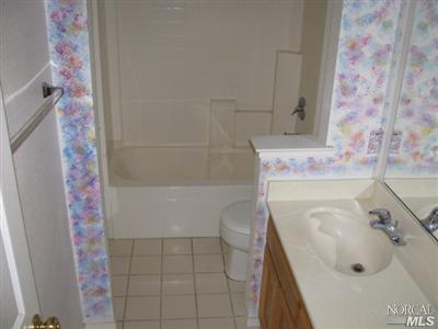 570 Wiegand Way, Dixon, CA 95620 photo 5