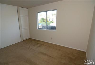 942 Locust St, Fairfield, CA 94533 photo 15